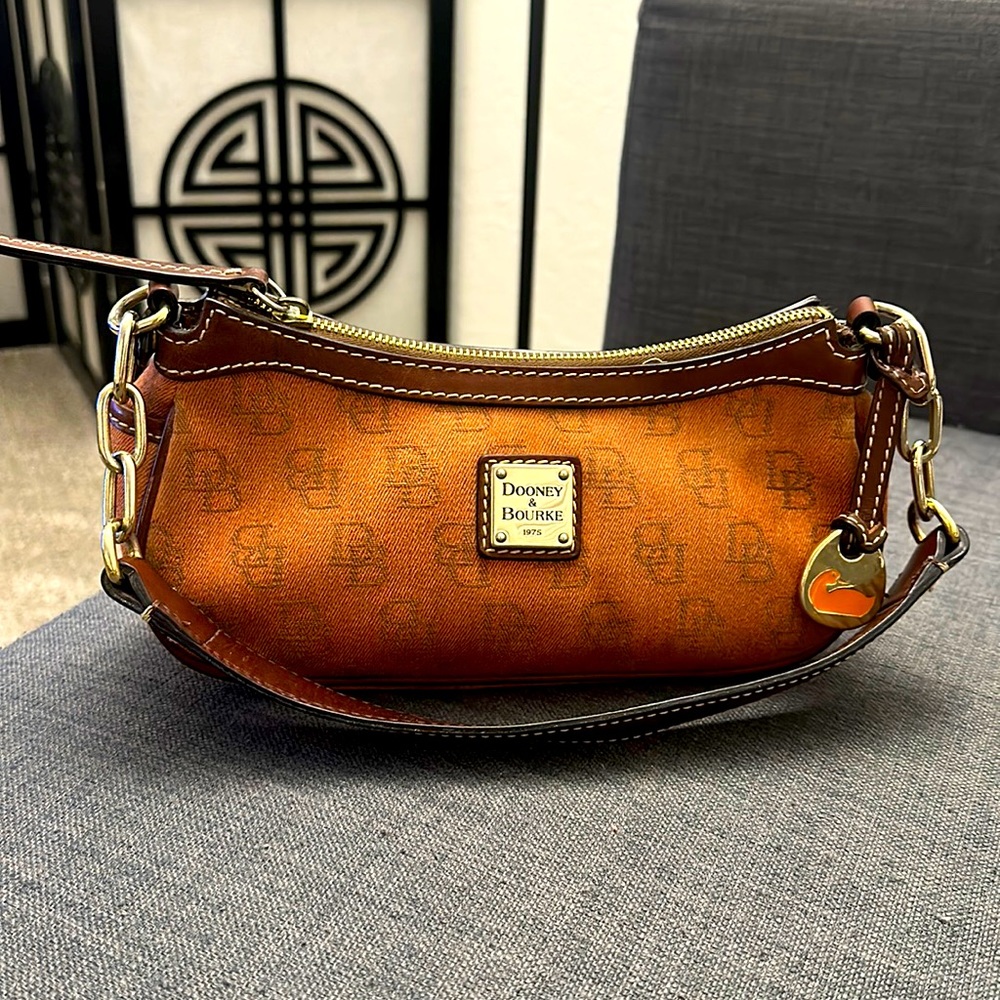 Pre owned Dooney & Burke purse